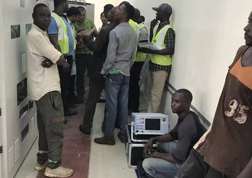 微安電力遠(yuǎn)赴國(guó)外現(xiàn)場(chǎng)服務(wù)