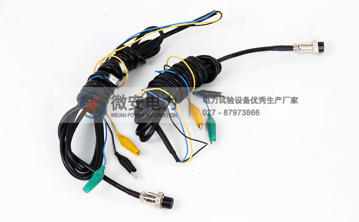 三相電能表現(xiàn)場校驗(yàn)儀