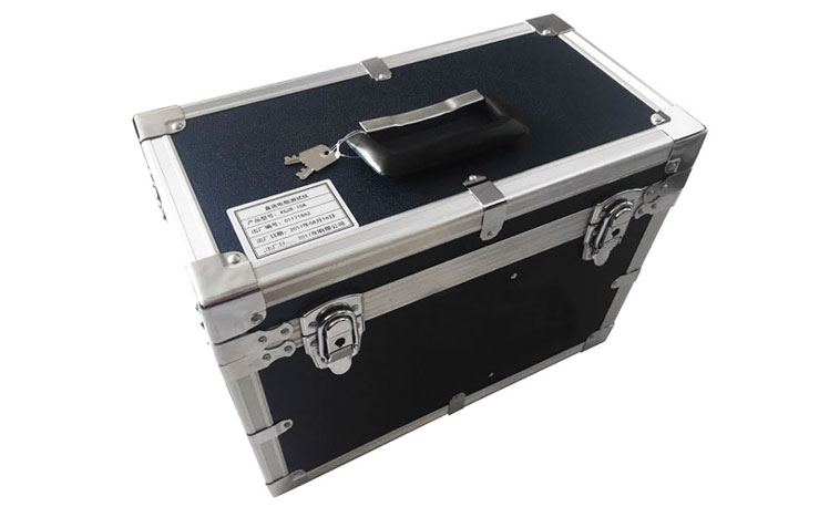 10A直流電阻測(cè)試儀外觀